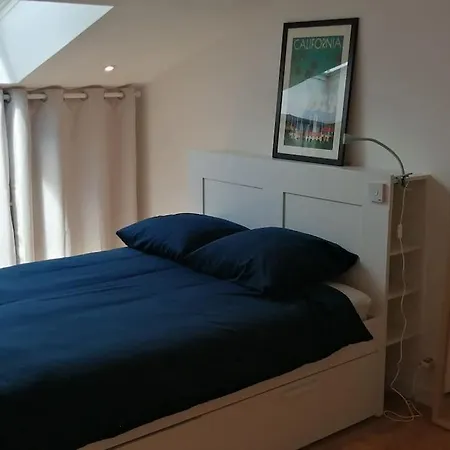 Holiday home Maison Neuve Idealement Situee. Talence
